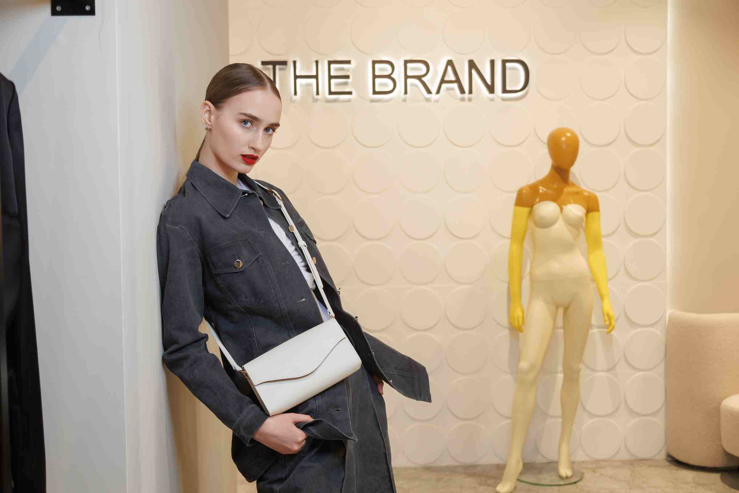 THE BREND 10