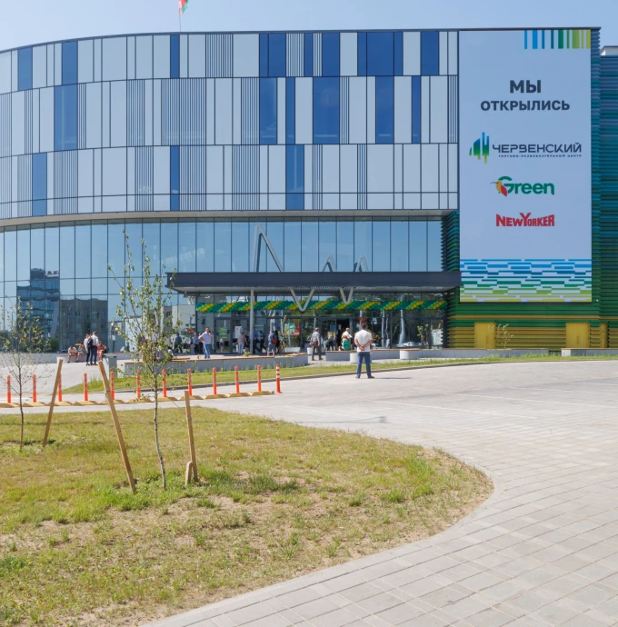 Червенский сбоку